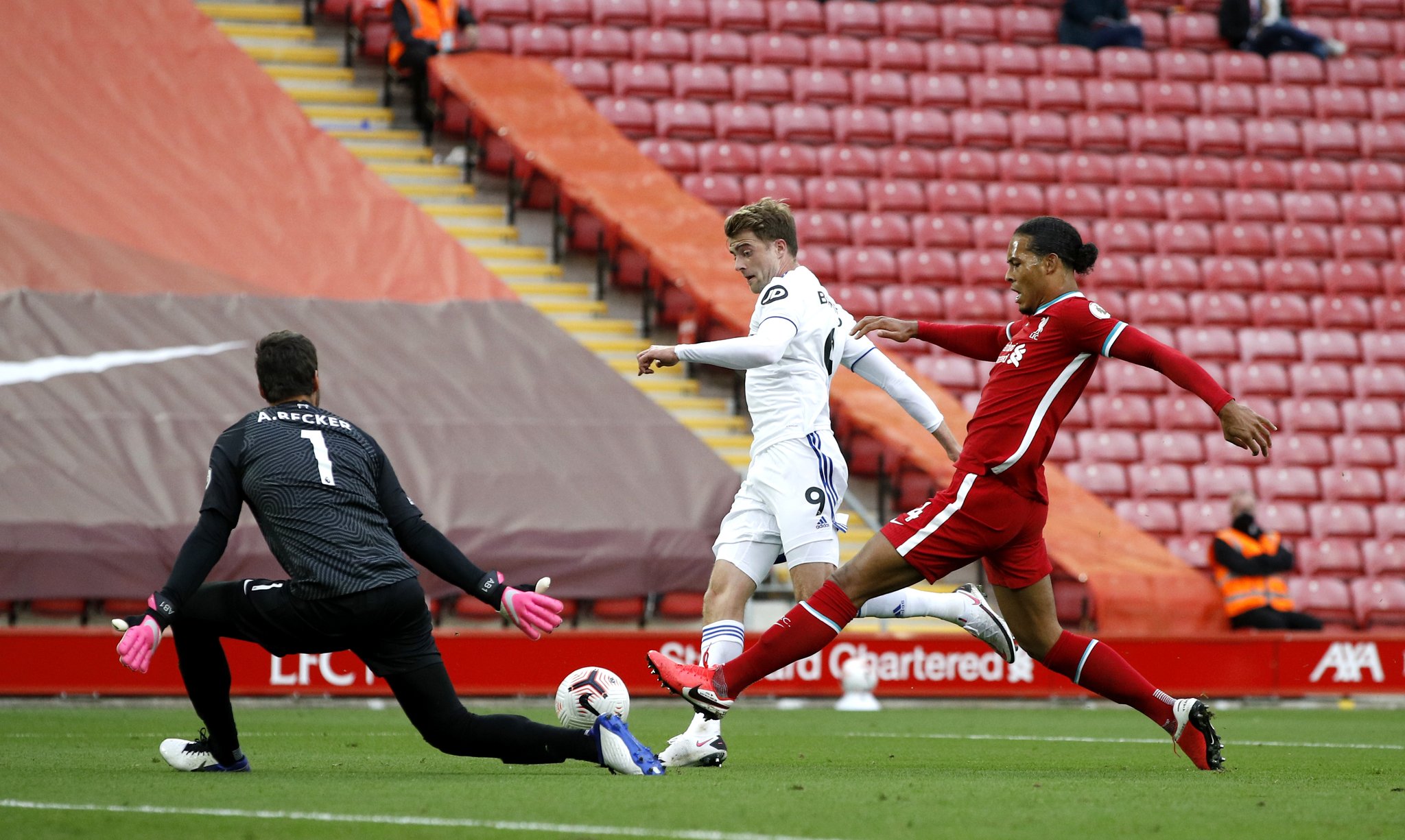 在赛季多线 在赛季多线