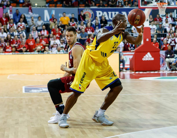 均跻身德甲 均跻身德甲